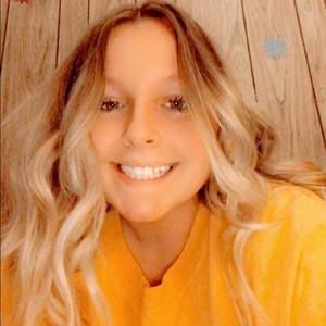 Meet your Posher, Briana